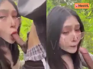 đi dã ngoại tiện trả bài người tình ở trong rừng