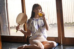 Mùa hè buồn chán ở quê trả bài bà xã hàng xóm thiếu thốn vì lấy chồng già