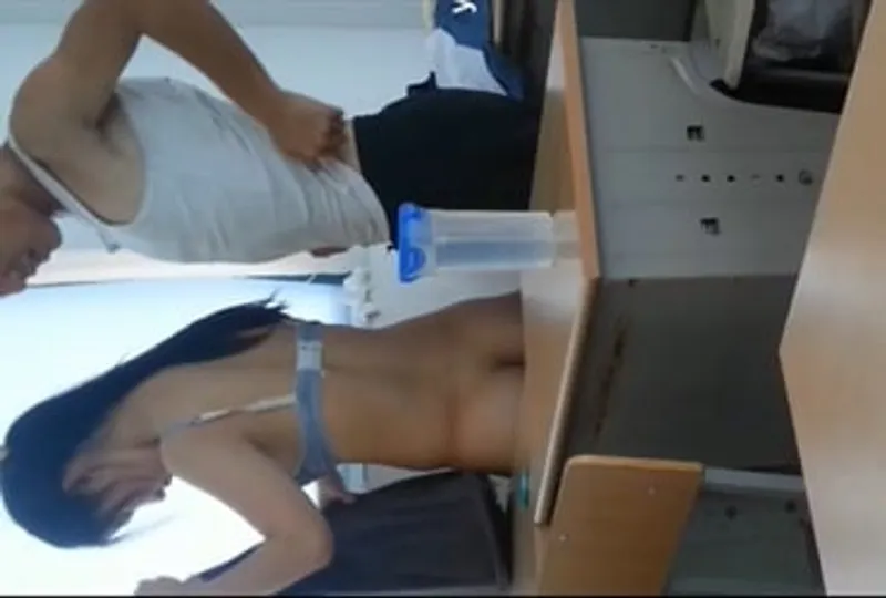 địt cùng tình nhân trong lớp học